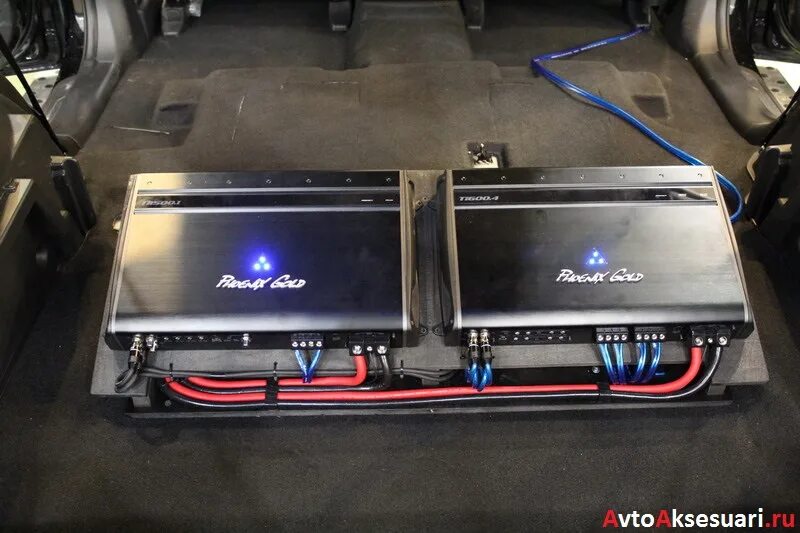 Усилитель звука фольксваген джетта 4. 500. Провода питания усилителя урал 1. Усилитель автозвук 4 канальный. Как подключить два усилителя в авто.