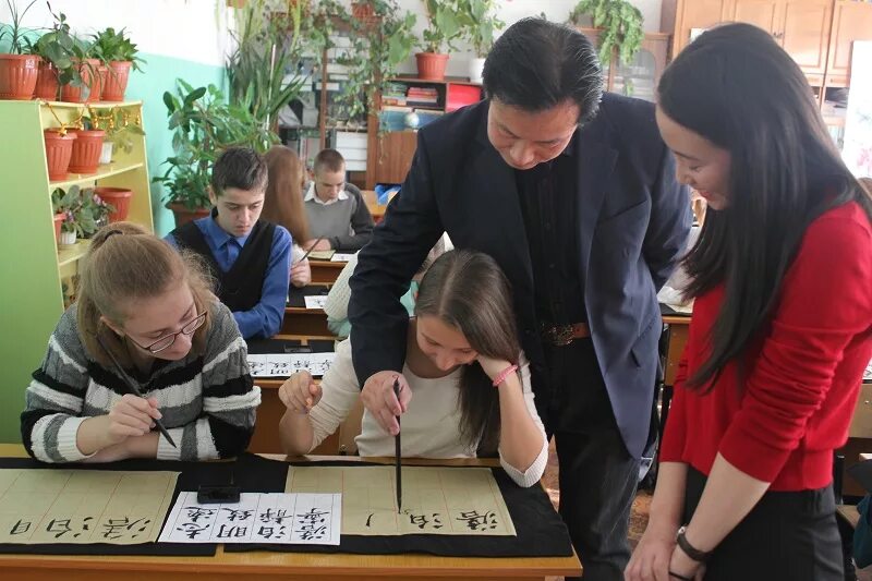 алена балыкова курсы китай. факультет корейский язык. класс китайского языка. языковая школа китайского языка. китайский язык.