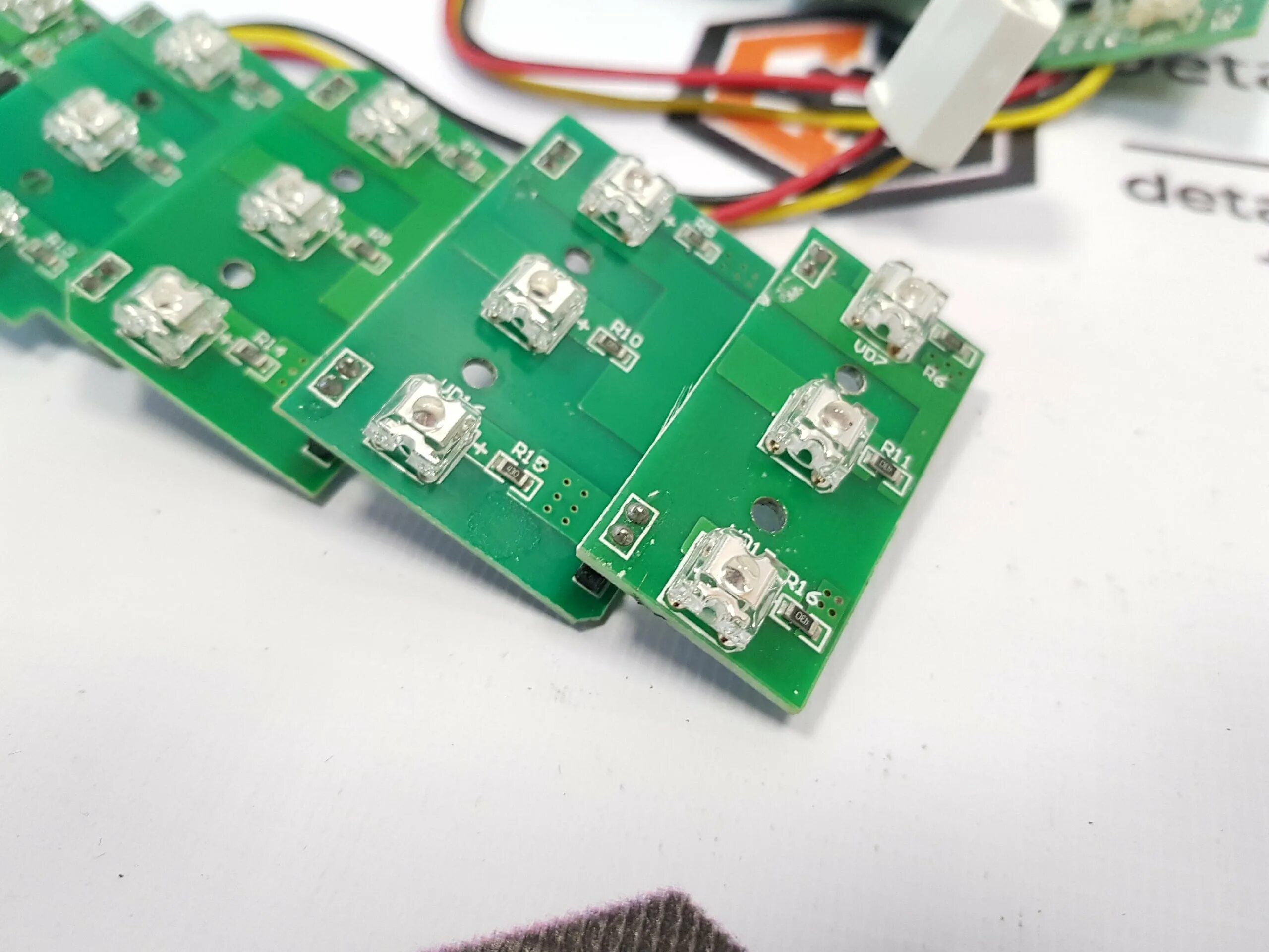 Arduino мигаем светодиодом. Светодиодные платы задних фонарей приора 2. Лед плата акцент. Светодиод на плате. Pcb для светодиодов.