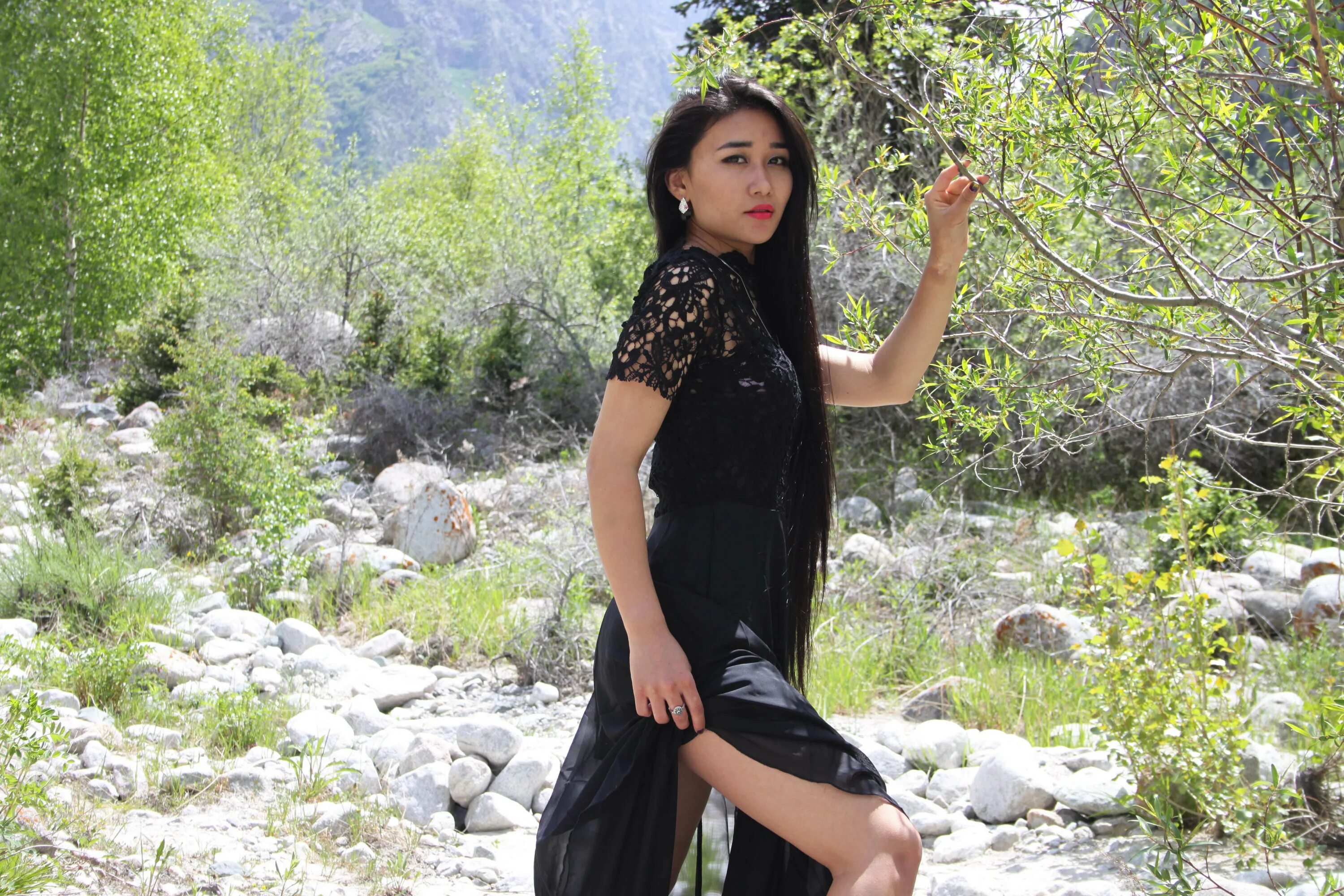 Amelia li киргизка. Киргизия девушки. Самые красивые девушки Киргизии. Красивая Киргизская девушка.