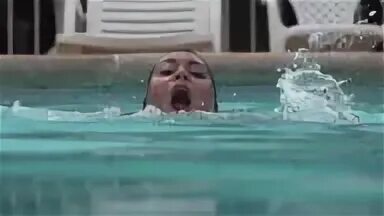 Flies can t swim. Woman Drown in Pool. Girl Drowning in Pool. Woman Drowning in swimming Pool. Woman can't Swim and Drowning.