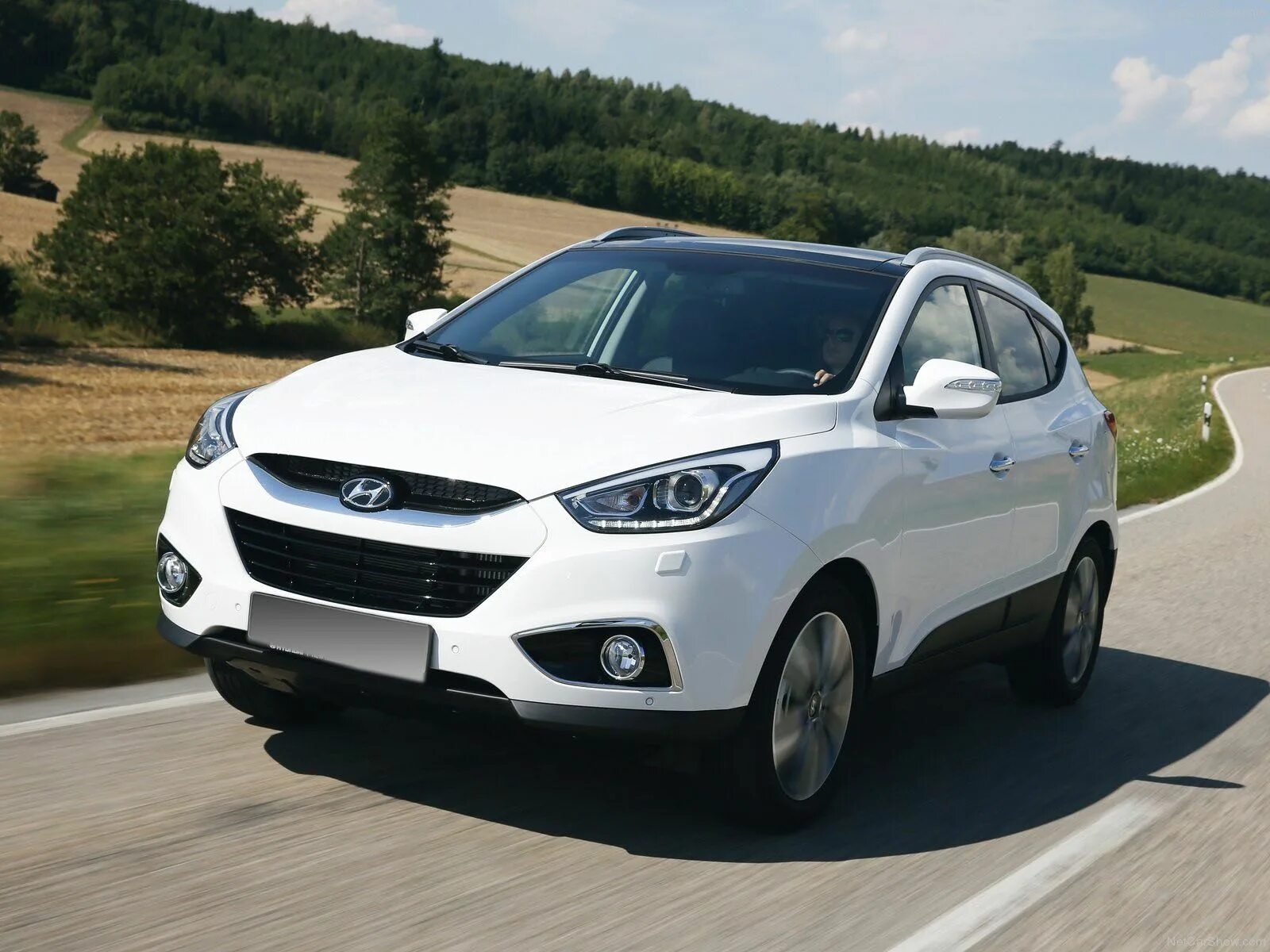 Хендай ix35 белый. Hyundai ix35 2014. Хендай ай Икс 35 белый. Хендай ix35 2015.