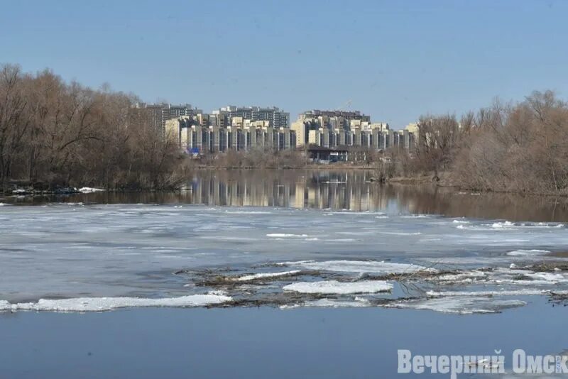 Иртыш Омск наводнение. Половодье на Иртыше. Иртыш весной Омск. Паводок на Иртыше.