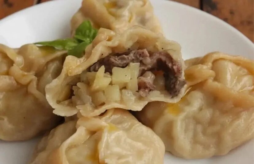 Пельмени манты. Манты с говядиной и луком. Манты из рубленного мяса. Манты с картошкой. Башкирские манты.