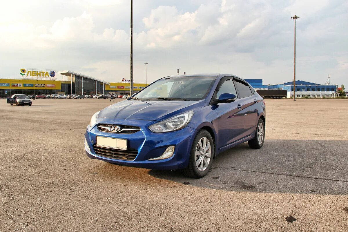 Hyundai solaris тюмень. 4. Hyundai solaris 13 черная. Hyundai solaris в521он123. солярис купить в тюмени.