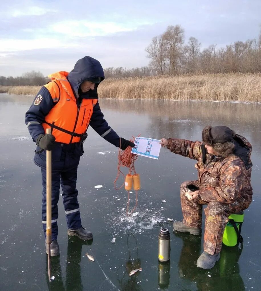 Рыбалка в Афанасьево Липецкая область. Рыбалка в Афанасьево Липецкая. Рыбаки Липецкой области. Спасатели Липецкой области.