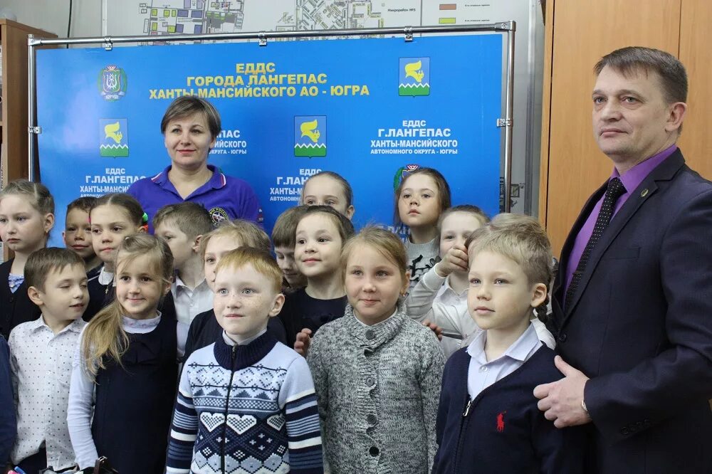 Лангепас зарплаты. Лангепас зарплаты. Почтовый индекс хмао. Администрация города лангепаса. Чернобаев ютэк лангепас.