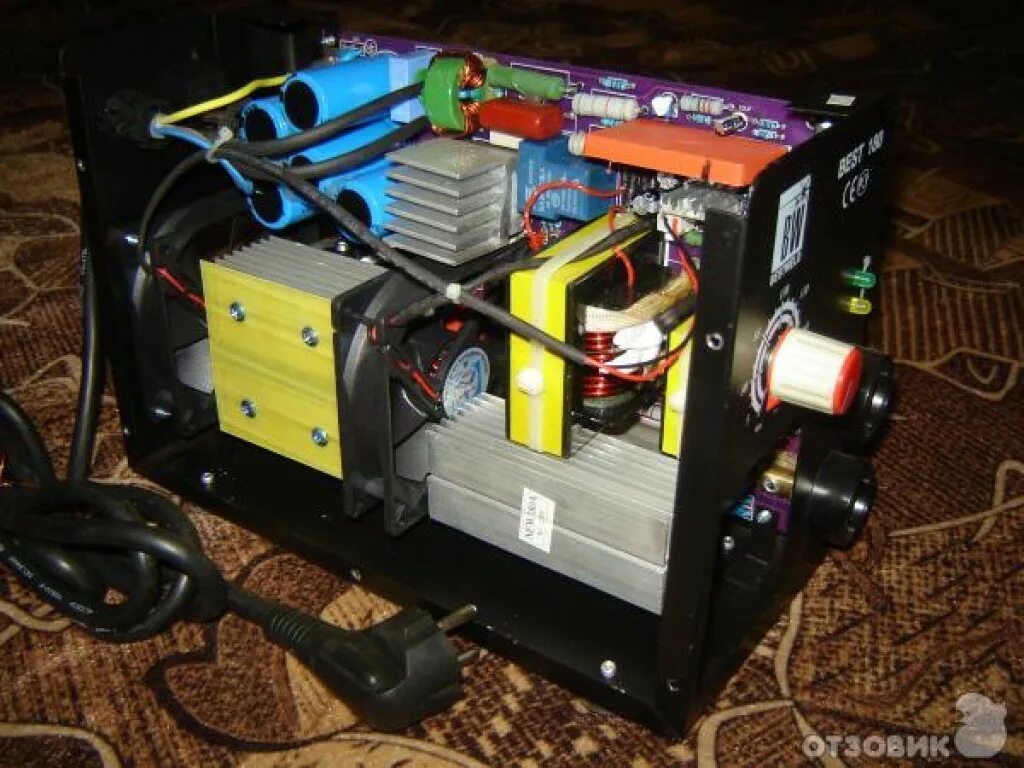 Не включается сварочный инвертор. Сварочный инвертор bestweld best 120. best 210 инвертор. сварочный инвертор вест 180.