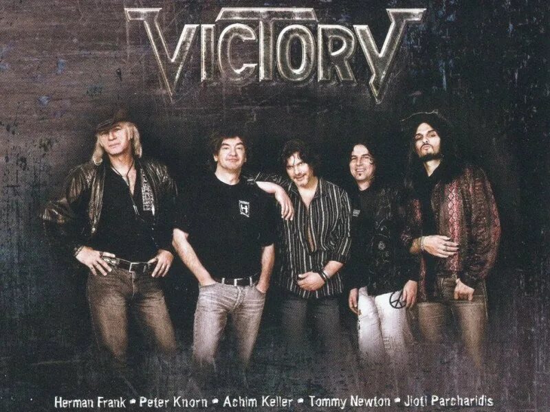 Victory group работа. Группа victory. группа victory альбомы. victory 1985. victory hungry hearts 1987.