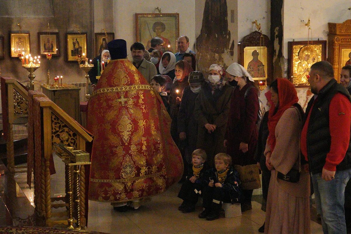 расписание богослужений на великий пост. воскресение христа служба в церкви. расписание служб в храме новомучеников и исповедников в бутово. церковь василия исповедника за рогожской заставой. ильинский храм таганрог расписание богослужений.