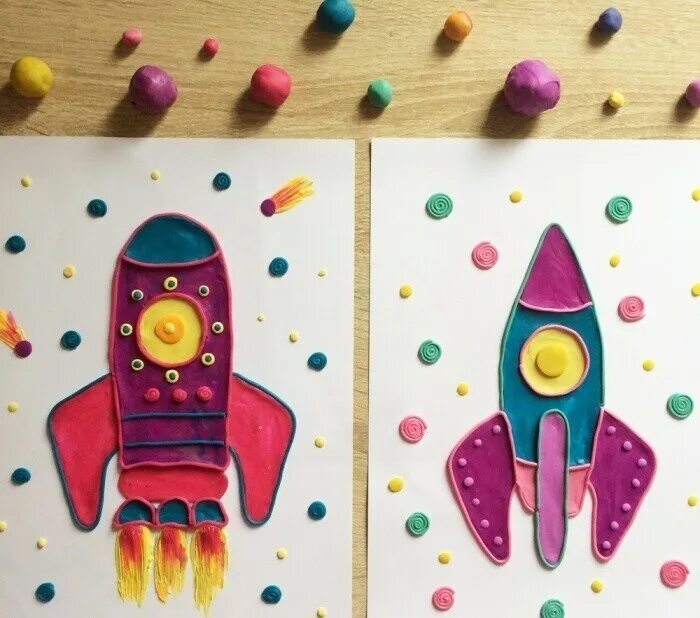 Лепка космонавт старшая группа. Ракета в космосе пластилинография. Ракета пластилинография для детей. Космос из пластилина для детей. Лепка космос для малышей.