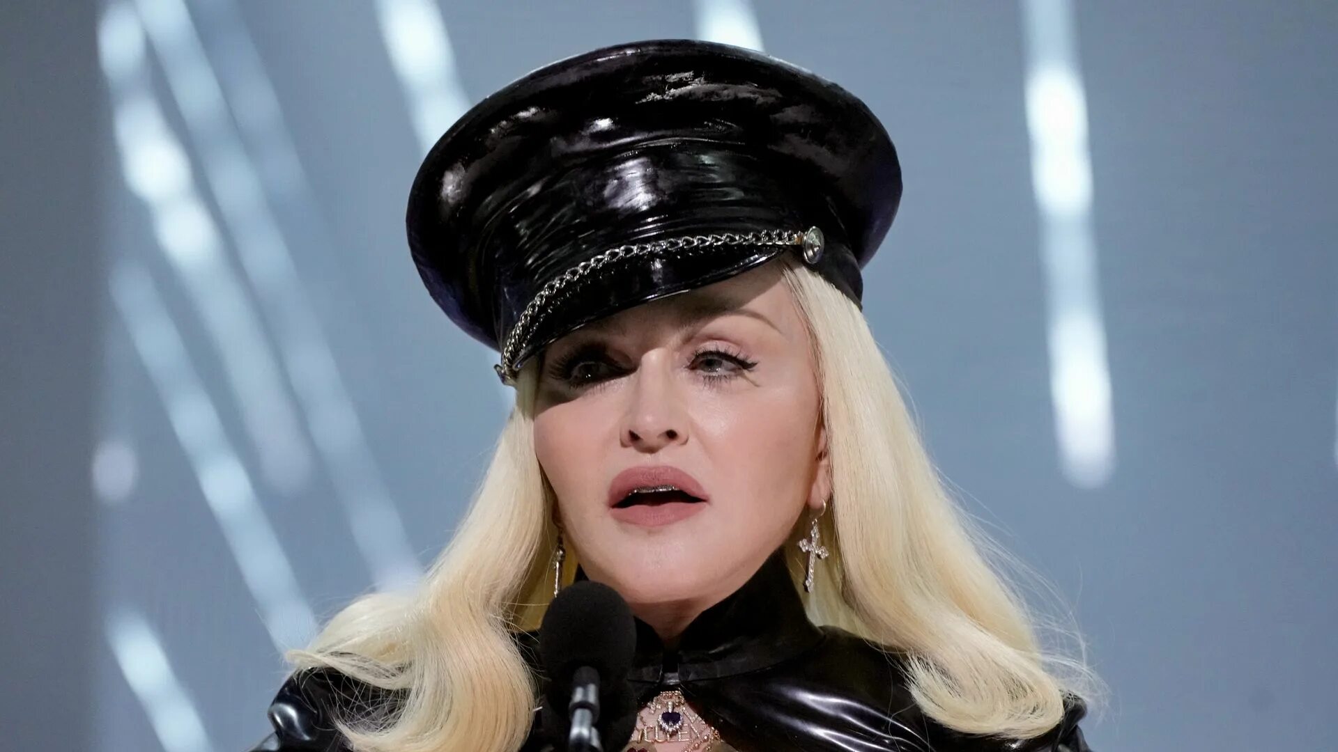 Фамилия певицы мадонна. Madonna 2023. Мадонна певица. Мадонна 2020. Мадонна певица.