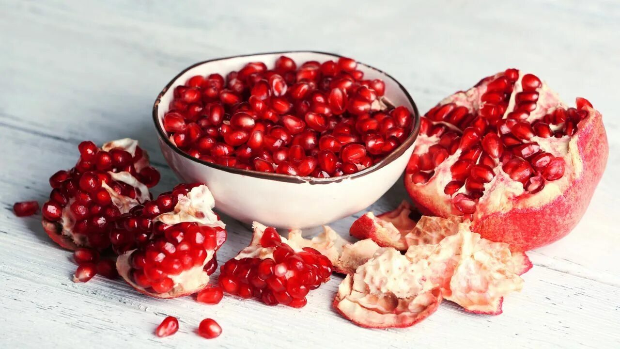Гранат pomegranate. Гранат кизил анор. Анор меваси. Есть гранат с зернами. Гранат pomegranate.