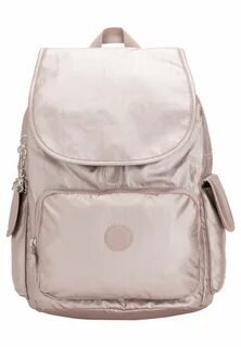 Pack medium