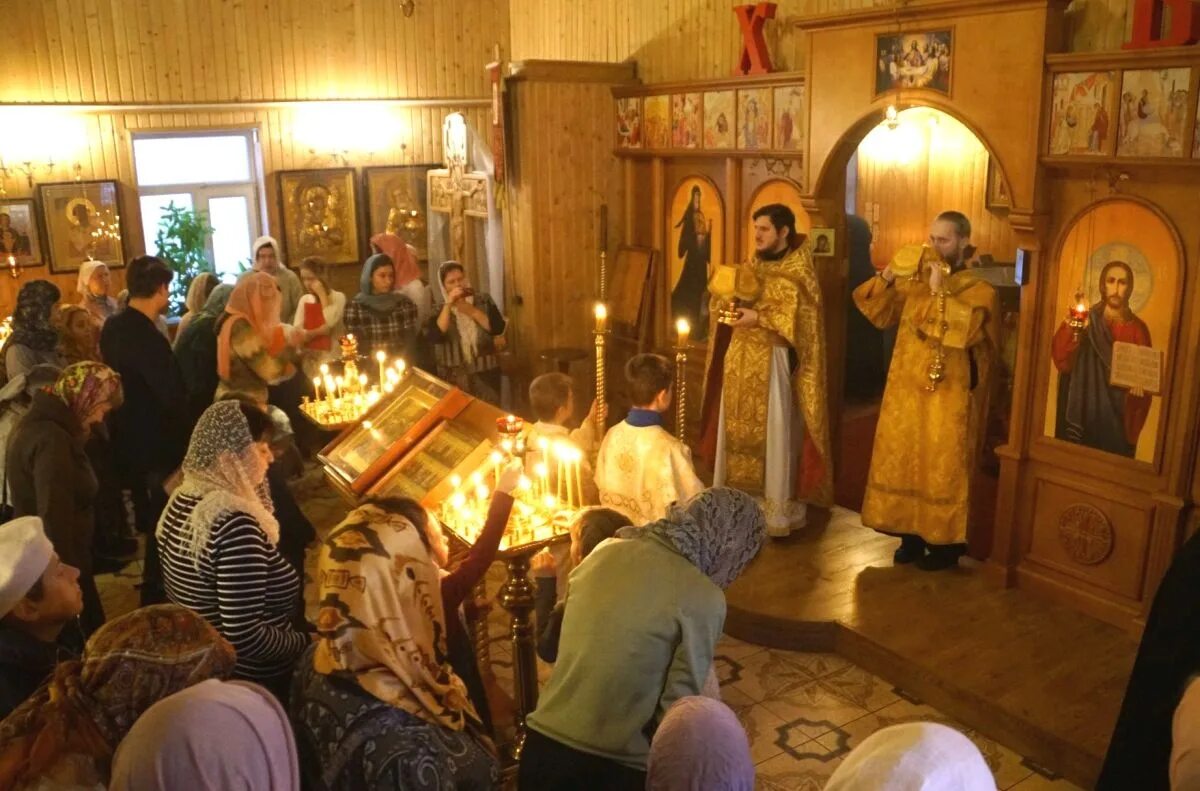 рязань. настоятель храма сретения господня рязань. владыка церковь. приход храма сретения господня г рязани. церковь сретения господня рязань.