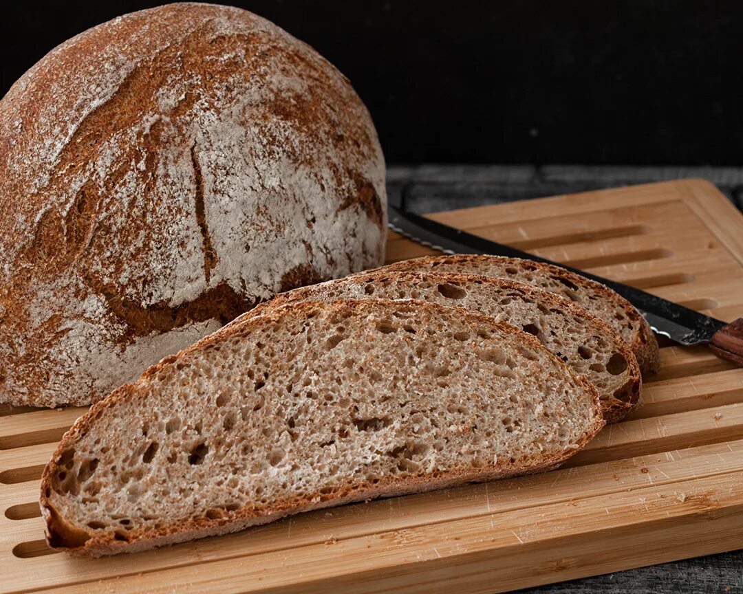 Хлеб пшеничный отрубной. Ржаной отрубной хлеб. Хлеб пшеничный бездрожжевой. Хлеб деревенский отрубной. Полезный хлеб рецепт