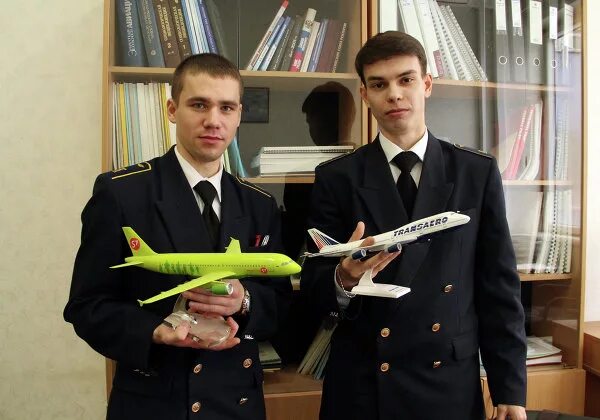 краснодарское высшее военное училище летчиков имени серова. квваул — краснодарское высшее военное авиационное училище. высшее военное авиационное училище краснодар. ульяновск летное училище гражданской. уи га им.