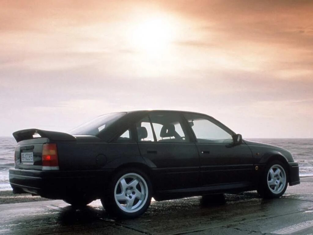 Opel lotus. Opel Lotus Omega 1990. Опель Омега Лотус 3.7. Opel Omega Lotus 3.7. Opel Lotus Omega 3.6l.