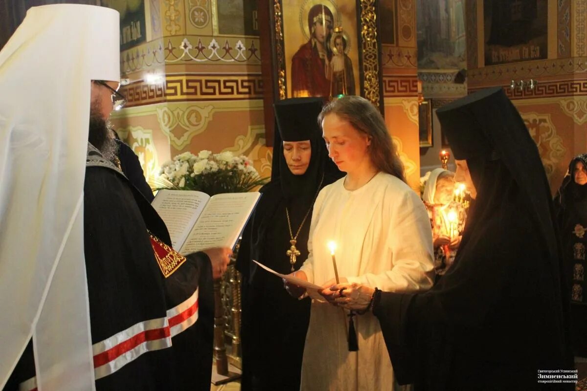 Как уйти в монастырь женщине навсегда. Женский монастырь в костроме матушка игумения иннокентия. Жизнь монахинь в монастыре. Игуменья магдалина никитский монастырь. Как уйти в монастырь женщине навсегда.