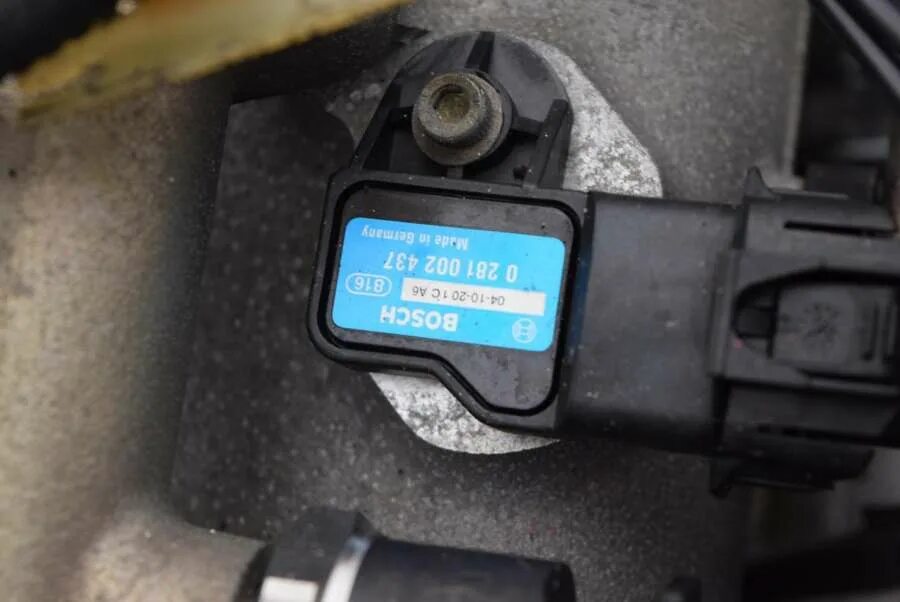 Датчик наддува где стоит. Датчик давления наддува мондео 5. bosch 0281002437 датчик давления наддува. датчик наддува портер 1. датчик давления наддува hyundai veracruz.