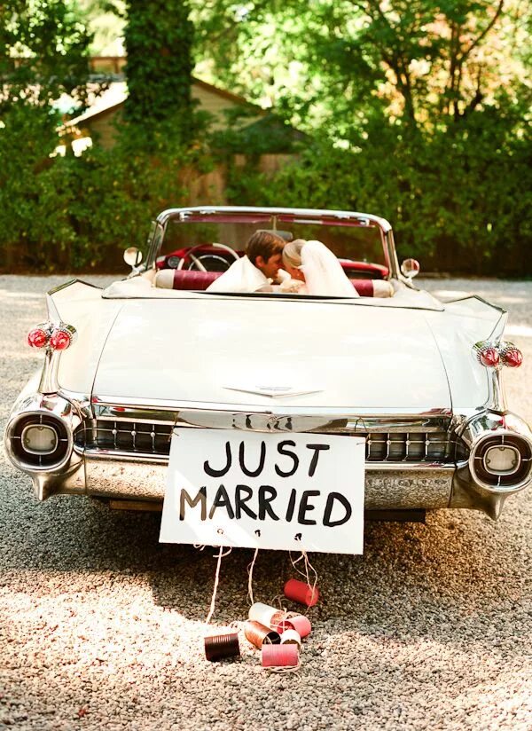 Джаст машина. Машина just married. Just married!. Джаст машина. На машине по провансу.