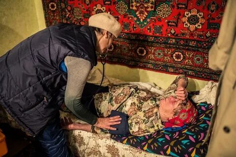 Фельдшер вызван на дом к больному