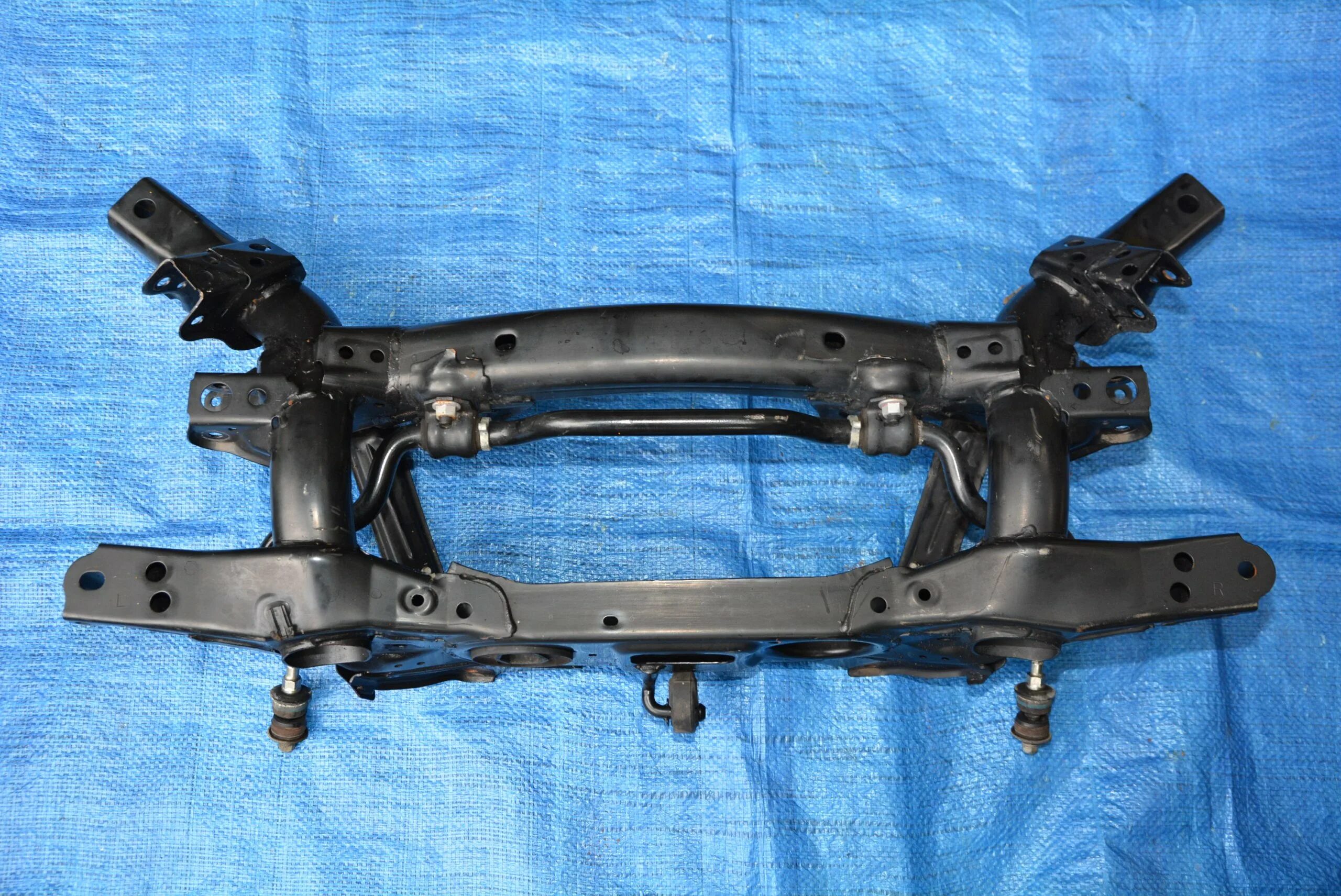 балка подрамник тойота rav4. Toyota rav4 2002 подрамник артикул. подрамник тойота рав 4 2001-2005.