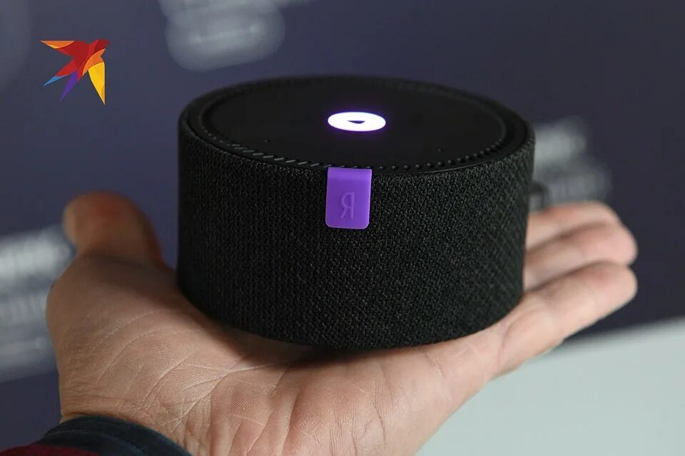 Колонка робот алиса. Динамик-колонка mini speaker zqs4245. алиса голосовой помощник колонка мини.