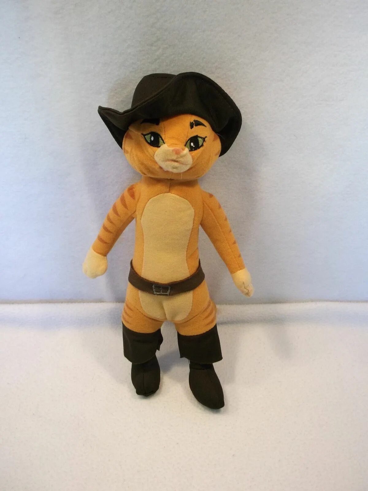 кот в сапогах поделка. лепка сказочных героев. кот в сапогах из пластилина. кот в сапогах пластилиновый. кот в сапогах лепка из пластилина.