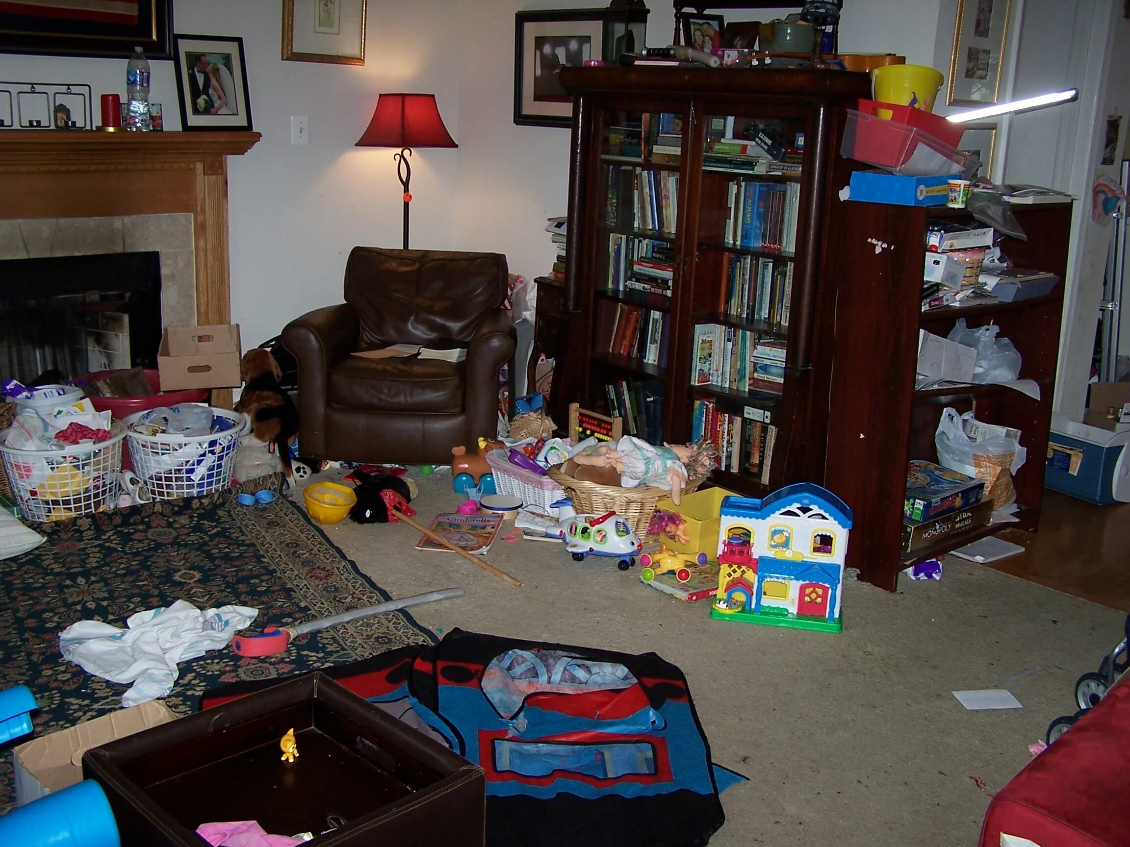 Messy. Messy Room. Messy Living Room. Messy Room with a lot of Furniture. Mess in the Living Room.