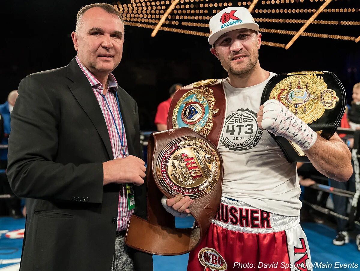 Александр поветкин 2022. Титулы профессионального бокса. Усик абсолютный чемпион мира. Сергей ковалев с поясами. Пояс чемпиона бокса россии.