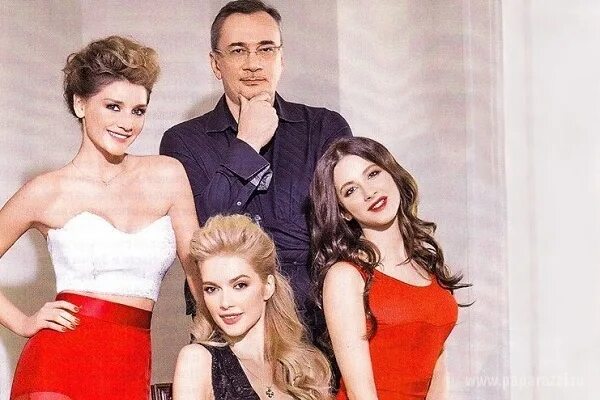 Продюсер виагры. Виагра концерт 2022. Виагра вечерний ургант 2020. Виагра группа и меладзе. Продюсер виагры.