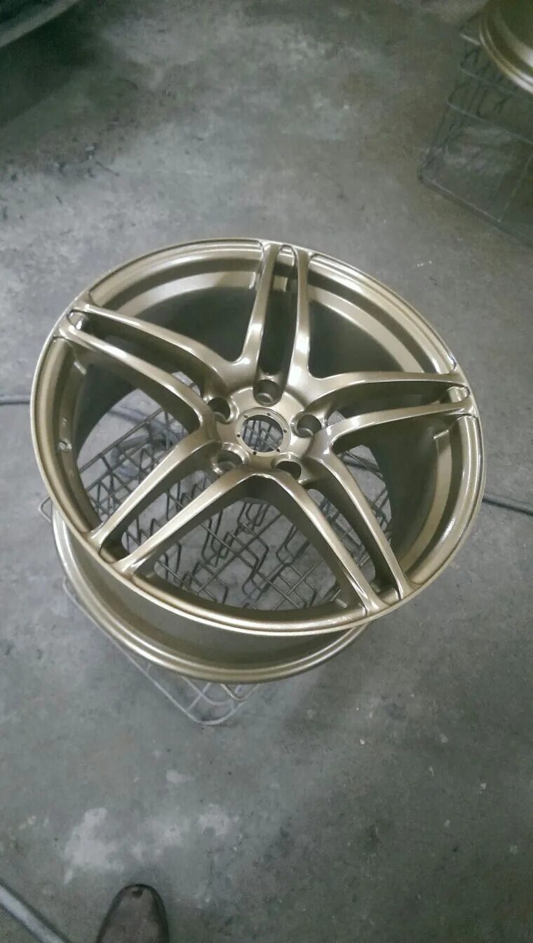 Диски avs model. Диски avs model 5 r18. диски avs model 5 r17 5x114.3. avs model t7 r17 chaser 100. polo r18 avs model 57.