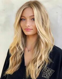 De blonde