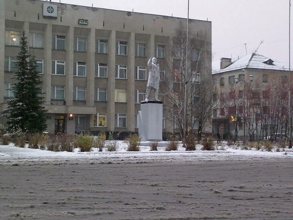 Ковдор ру. Ковдор город Мурманская область. Ковдор Ковдорский район. Г. Ковдор (Ковдорский район). Площадь Ленина Ковдор.