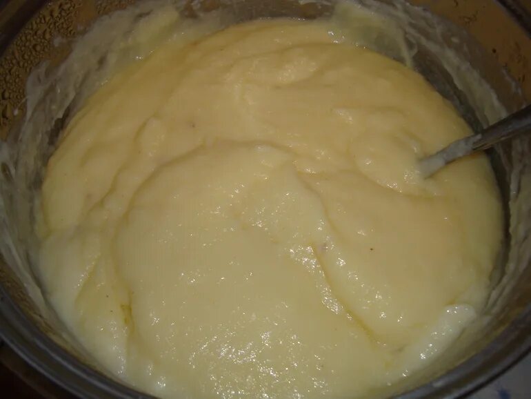 Рецепт заварного крема без масла. Заварной крем готовим дома. Заварной крем на манке с орехами. Рецепт заварного крема без крахмала. Рецепт заварного теста на Чурус.