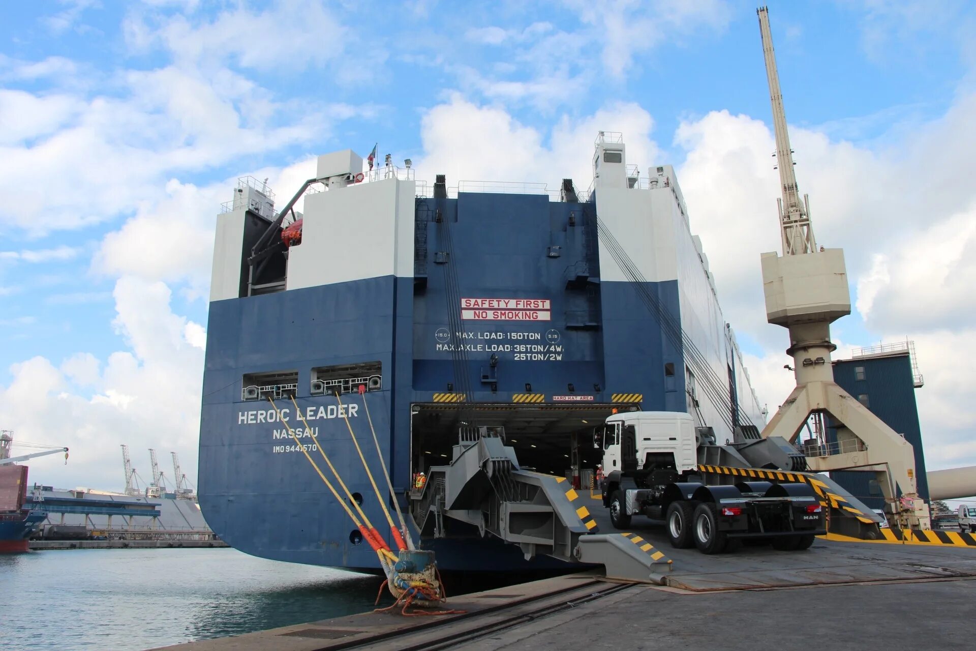Ro ro shipping