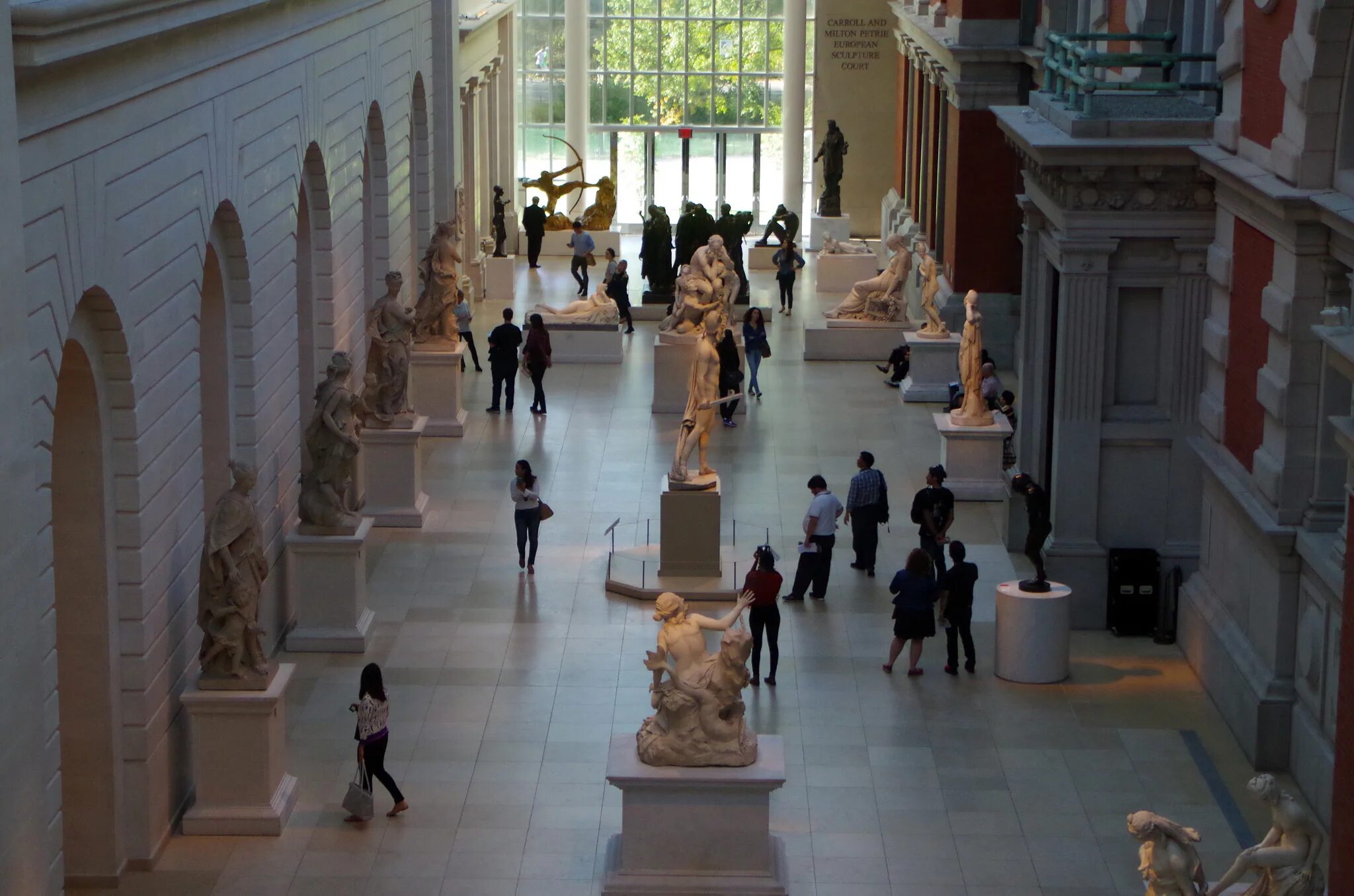 Visiting the met. Метрополитен-музей в нью-йорке. метрополитен-музей (the metropolitan museum of art). метрополитан музей арт в нью-йорке. метрополь музей в нью-йорке.