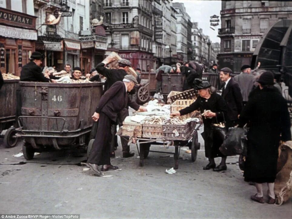 Оккупация франции германией 1940. Париж и парижане в годы оккупации 1940-1944 фотоальбом. Оккупация франции германией 1940. Оккупация франции 1941. Оккупация парижа 1940.