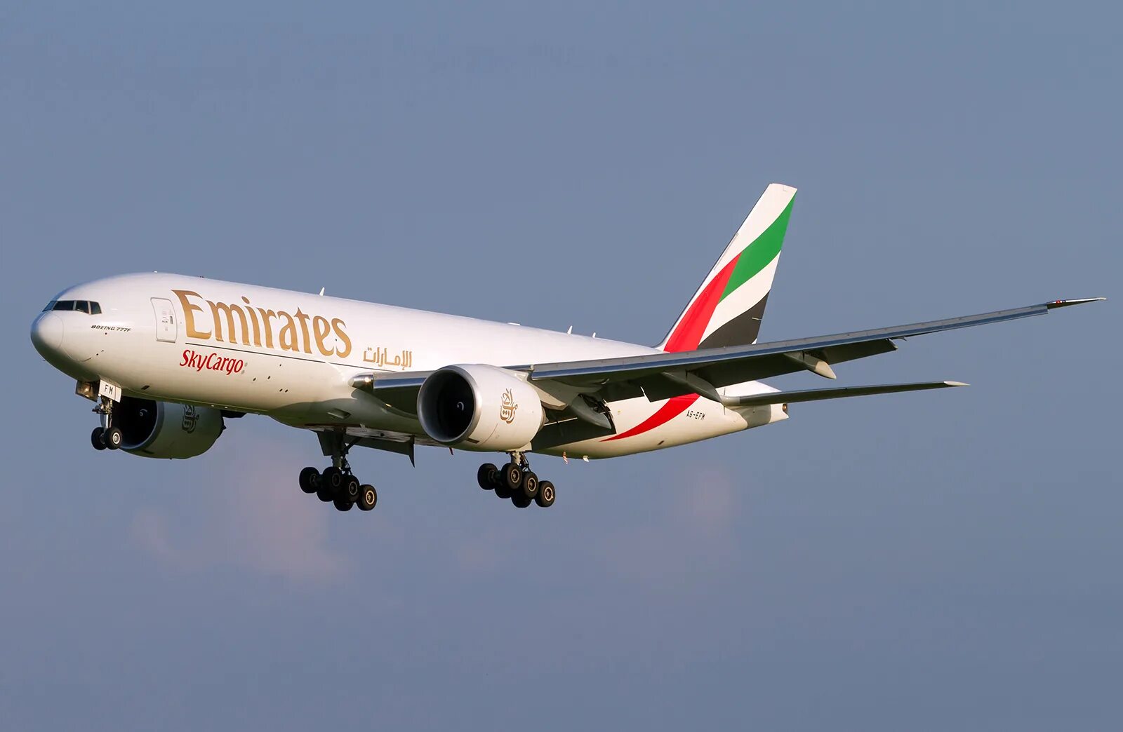 Боинг 777 200. Боинг 777 200 Эмирейтс. Боинг 777 f1h. B777-200lr Emirates. Боинг 777f Emirates.