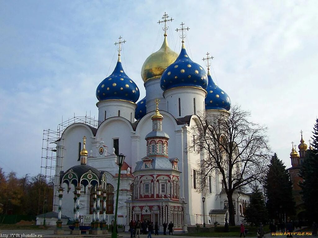 Церковь в посаде