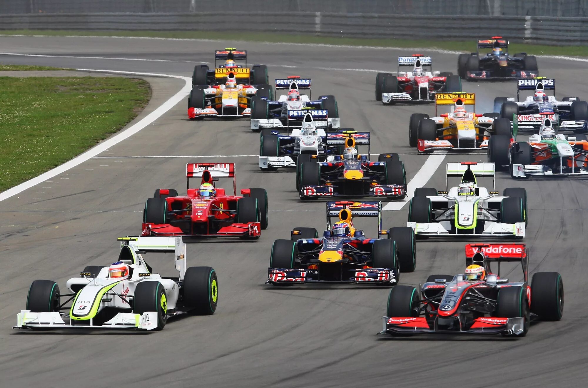 Gp2 series. гонки grand prix. Carrera grand prix игра. F1 grand prix vietnam winner. формула gp2.