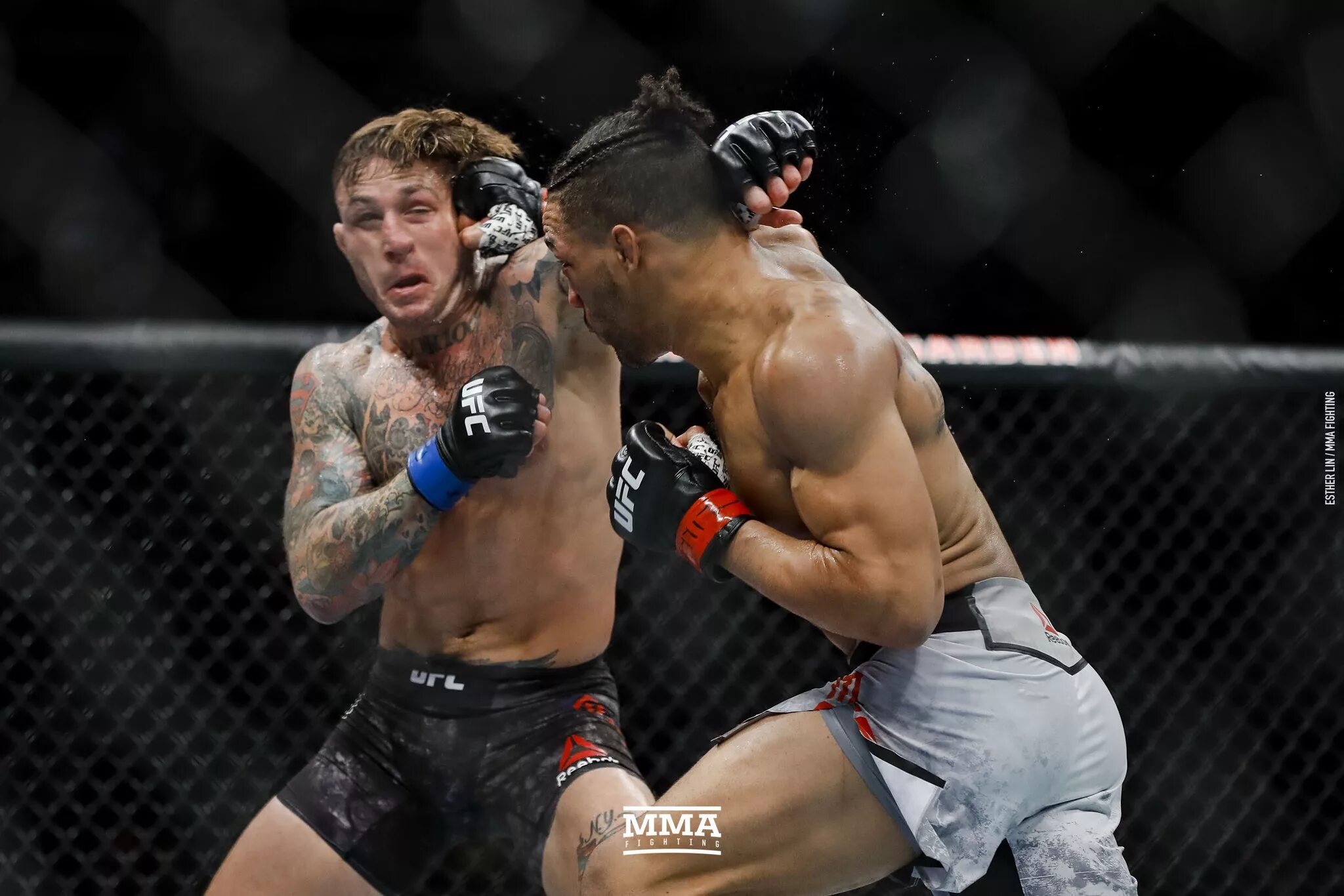 Кевин лии ufc. Кевин кербишли. Tony ferguson vs kevin lee. Kevin ufc. Кевин ли.