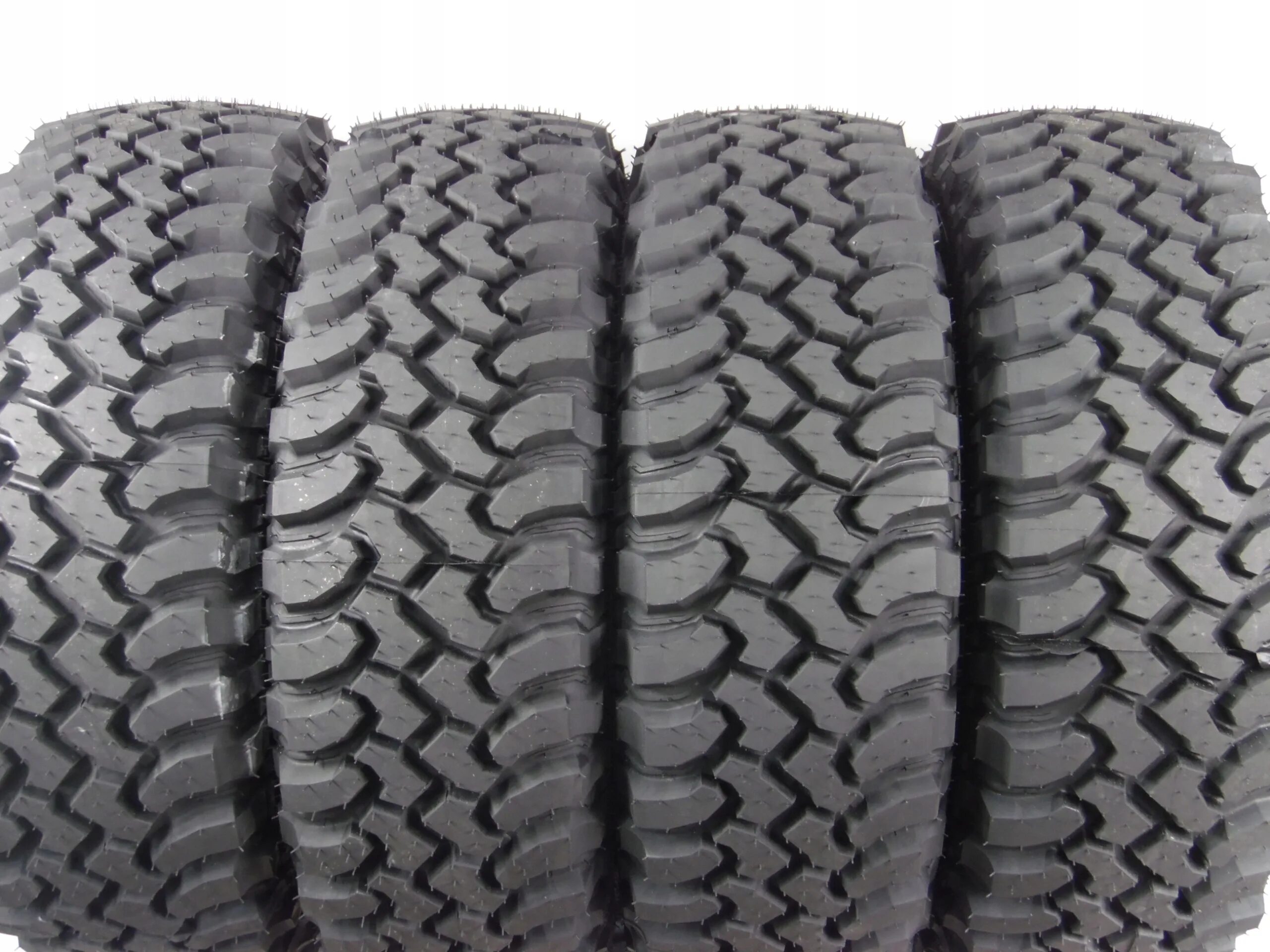Forward safari 540 225/75 r16. Maxxis 235/75 r15. Cooper discoverer s/t maxx wrangler. Forward safari 540 235/75 r15. 235/75-15 матадор 71.