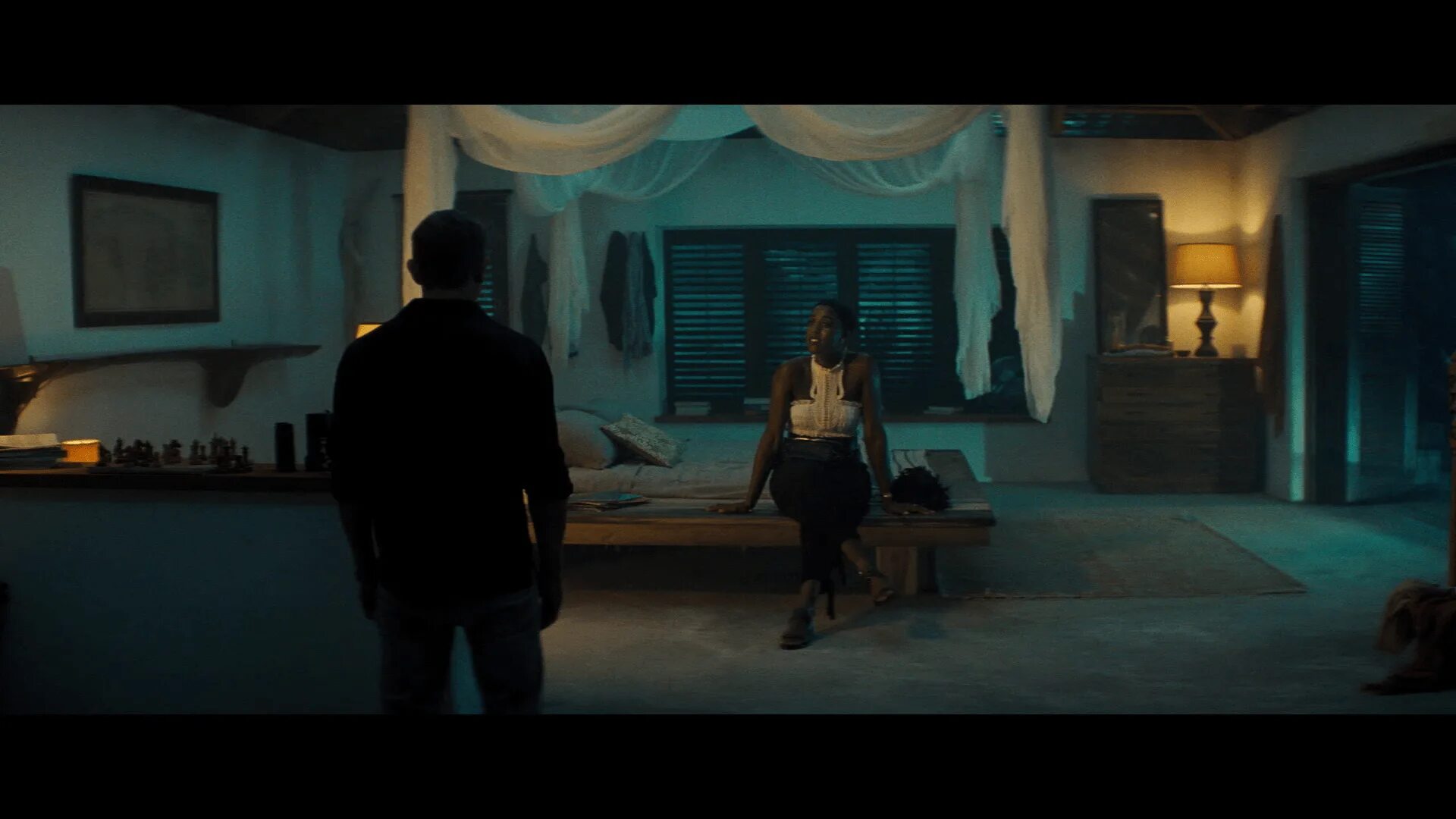 Фильм агент 007 2021. Дэниел крейг джеймс бонд 2021. Фелиа не время умерит фильм. Джеймс бонд 2021. Не время умирать вышел.