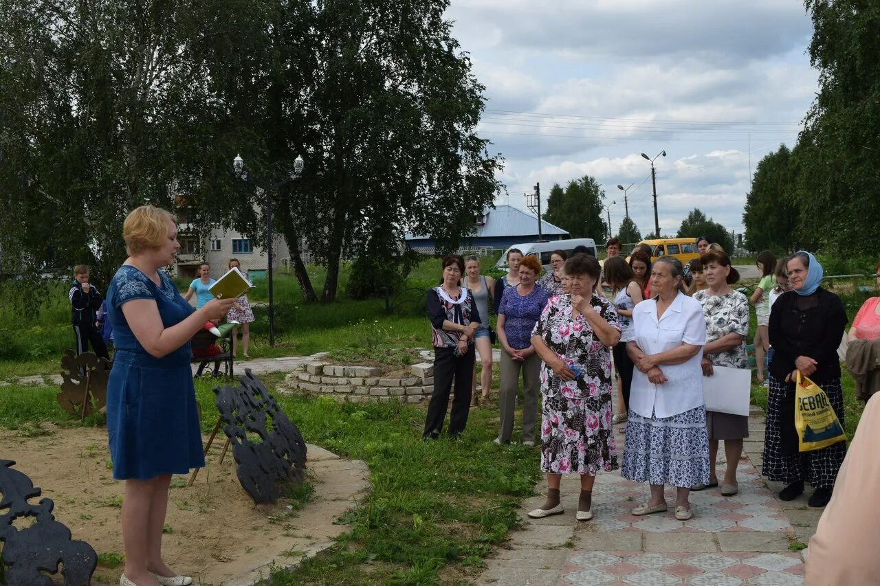 Погода студенец на 10 дней. Поселка Студенец Усть Вымь. Студенец Усть Вымский район школа. Школа поселка Студенец Усть-Вымь. Усть-Вымский р-он с Студенец.