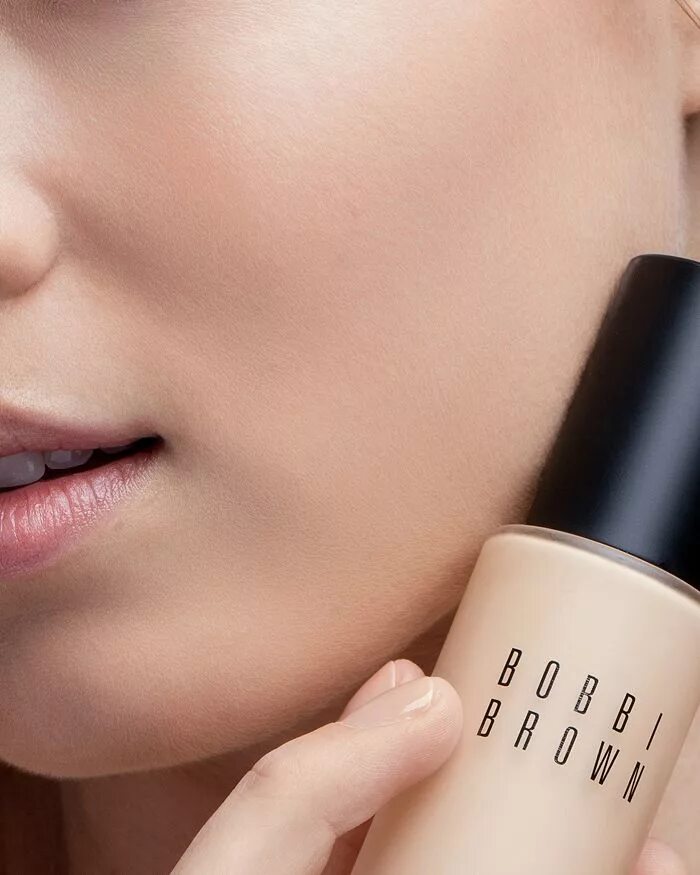 Brown foundation. Тональный Bobbi Brown Weightless Foundation. Bobbi Braun Skin long-Wear Weightless Foundation SPF 15. Bobbi Brown Skin long-Wear Weightless SPF 15. Bobbi Brown Skin long-Wear Weightless.