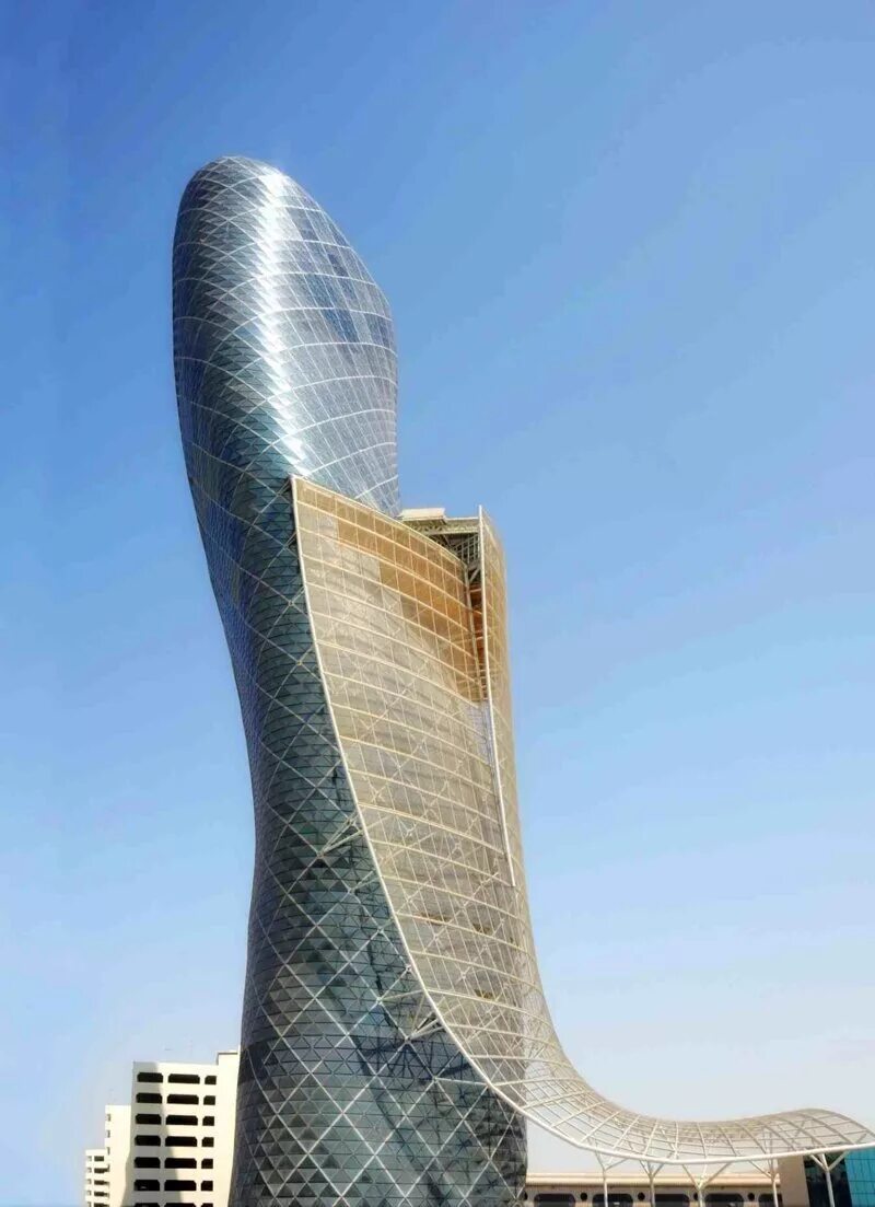 Небоскреб столица. Башня «Capital Gate» (Абу-Даби, ОАЭ,. Абу Даби небоскреб Кэпитал гейт. Небоскрёб «Capital Gate» (Падающая башня). Высотки в Абу Даби.