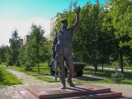 Памятники ступино