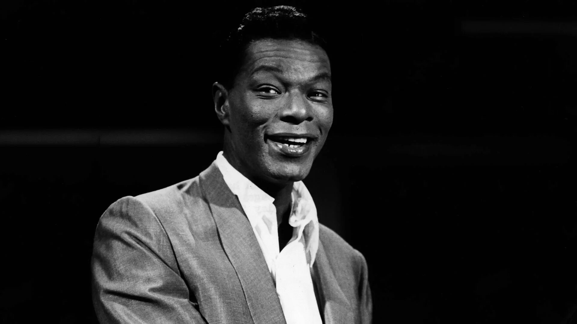 Нэт Кинг Коул. Нэт Кинг Коул фото. Nat King Cole smile. "Nat King Cole" && ( исполнитель | группа | музыка | Music | Band | artist ) && (фото | photo).